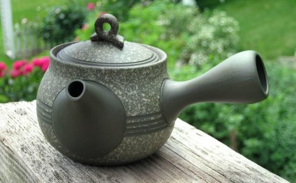 Kyusu japanese teapot