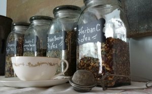 How to store loose leaf tea?